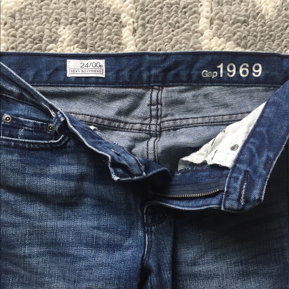 GAP 1969 SEXY BF Cropped JEANS sz 24/00 DISTRESSED - Picture 3 of 5